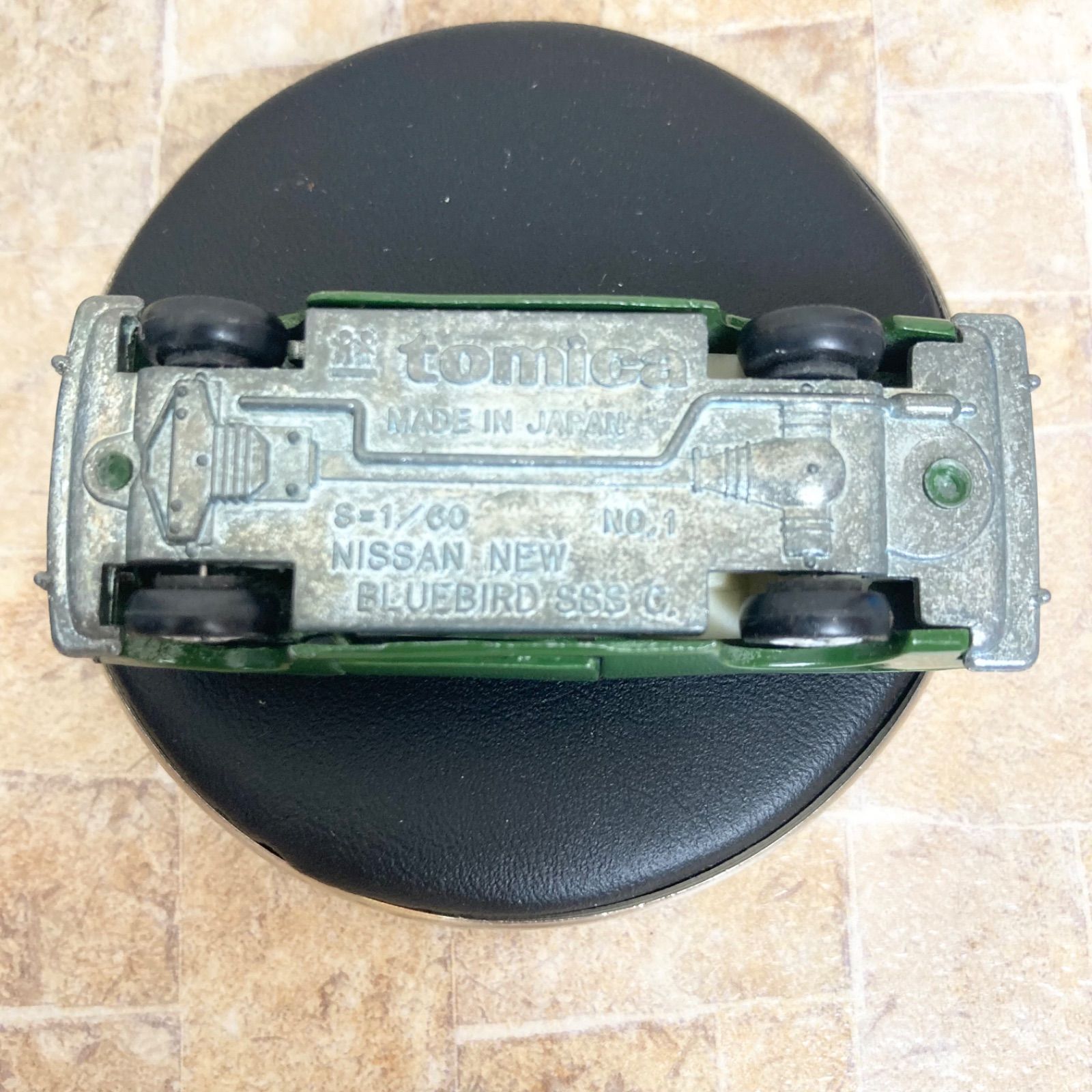 トミカ 日本製 No.1 日産 ニュー ブルーバード SSS C グリーン 緑 黒箱