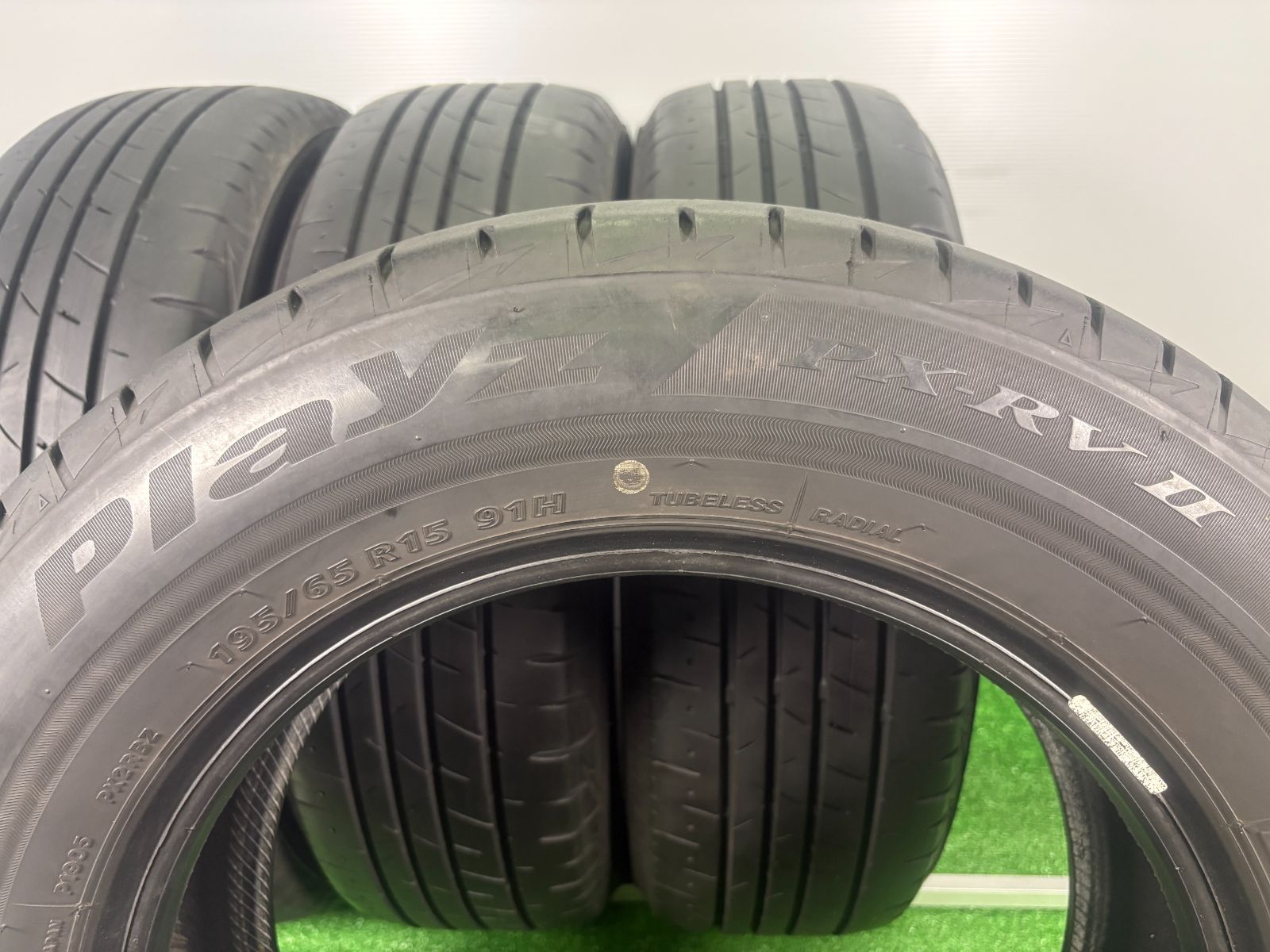 195 65R15 ブリヂストン PX-RVII 製 4本 夏タイヤ ノーマル TA585 WWW_SMP1DAWEKUDUS_SCH_ID