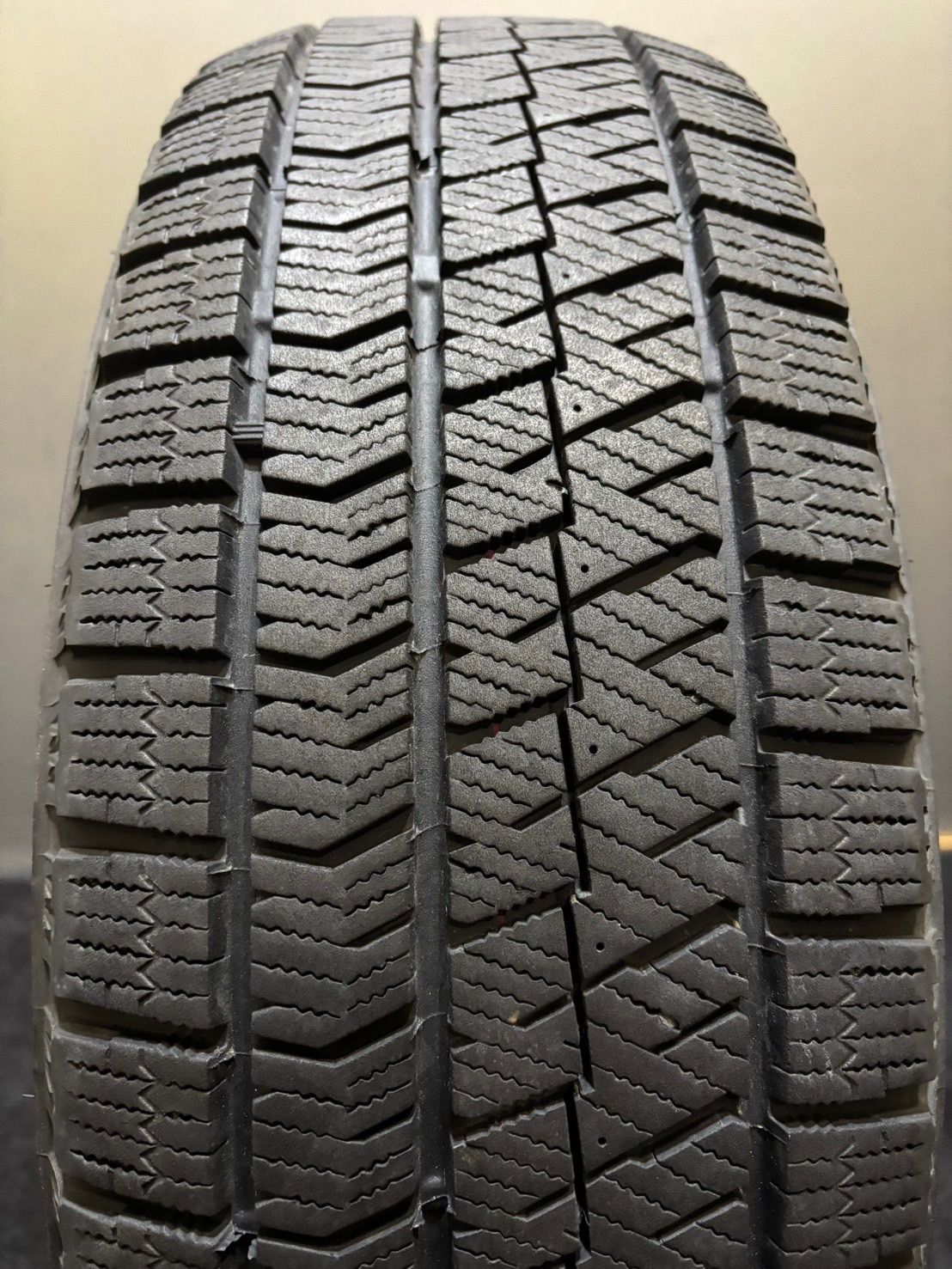 195|65R15 BRIDGESTONE|VRX2 22年製 スタッドレス 1本 ブリヂストン ブリザック ノア ヴォクシー プリウス 4-J114