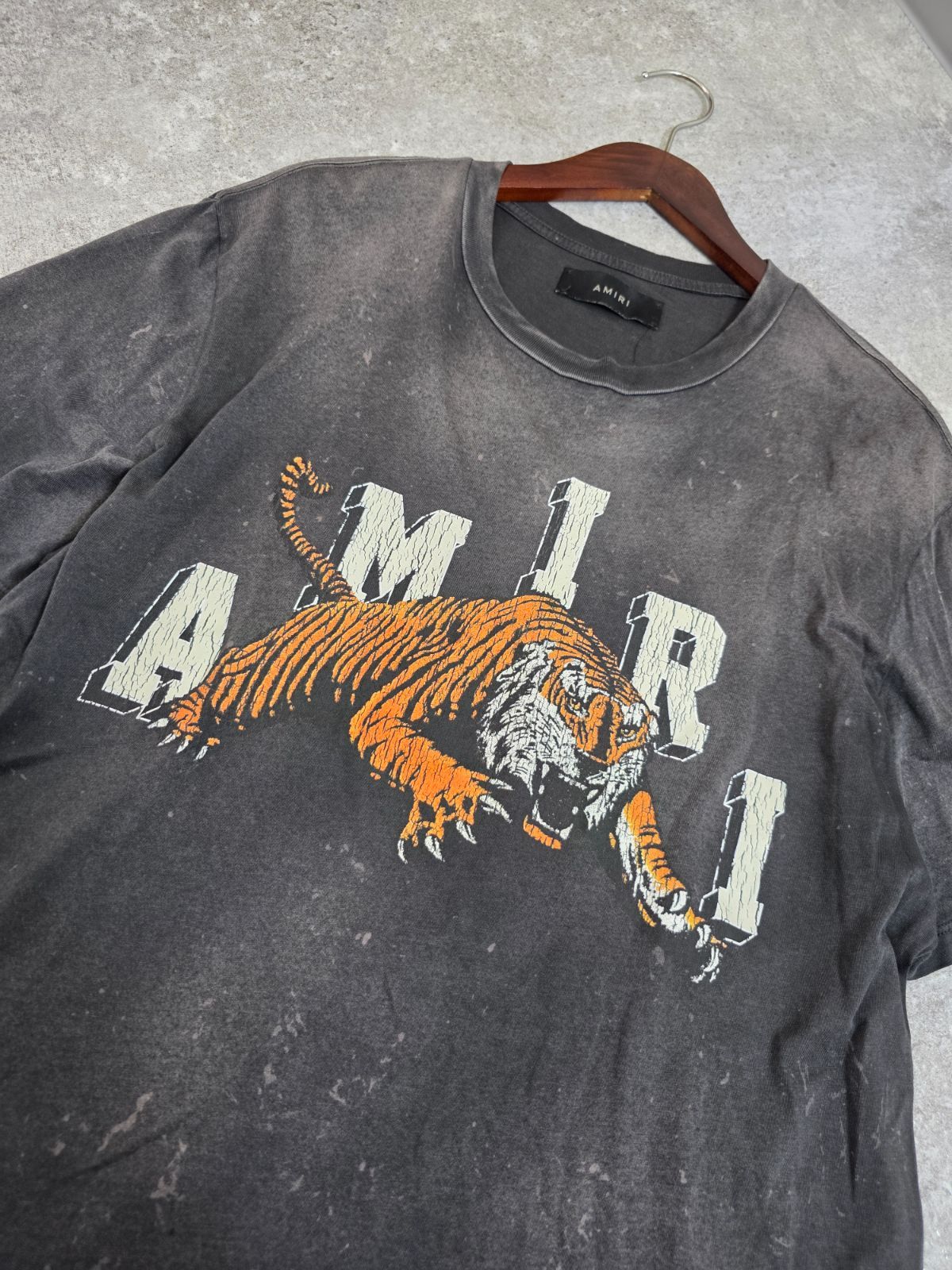 AMIRI アミリ ヴィンテージタイガープリントTシャツ ブラック AMIRI アミリ ヴィンテージタイガープリントTシャツ ブラック