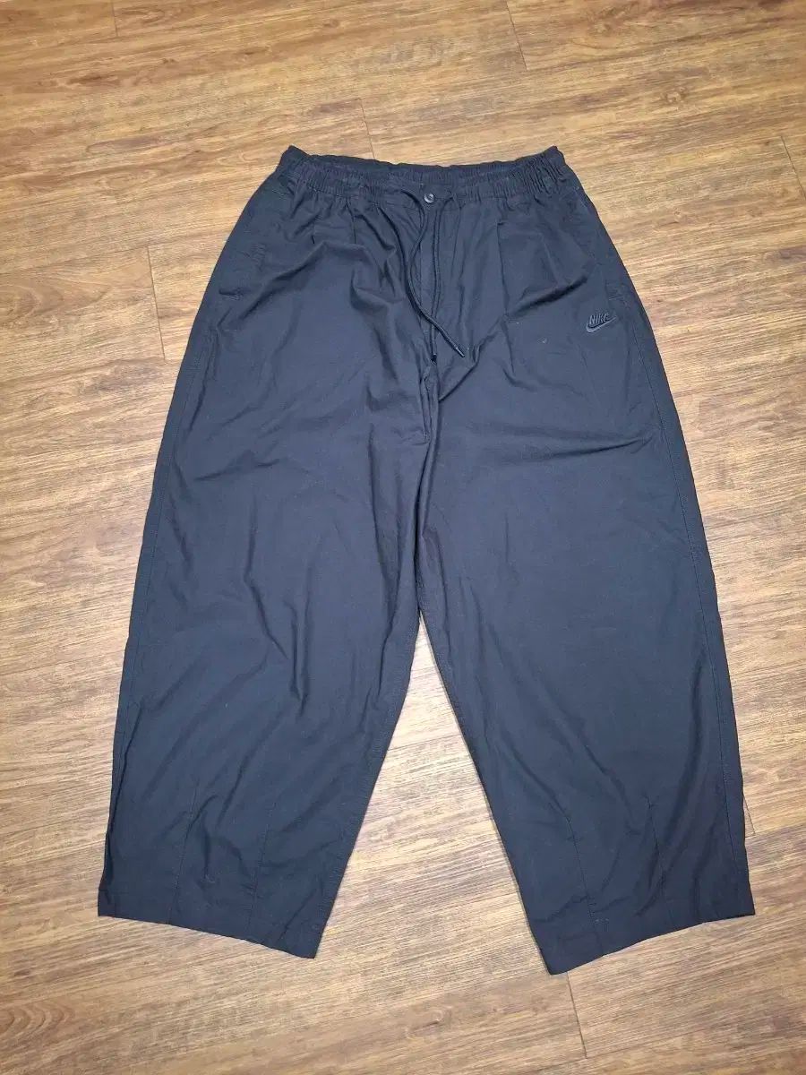 Nike ナイキ バルーンパンツ