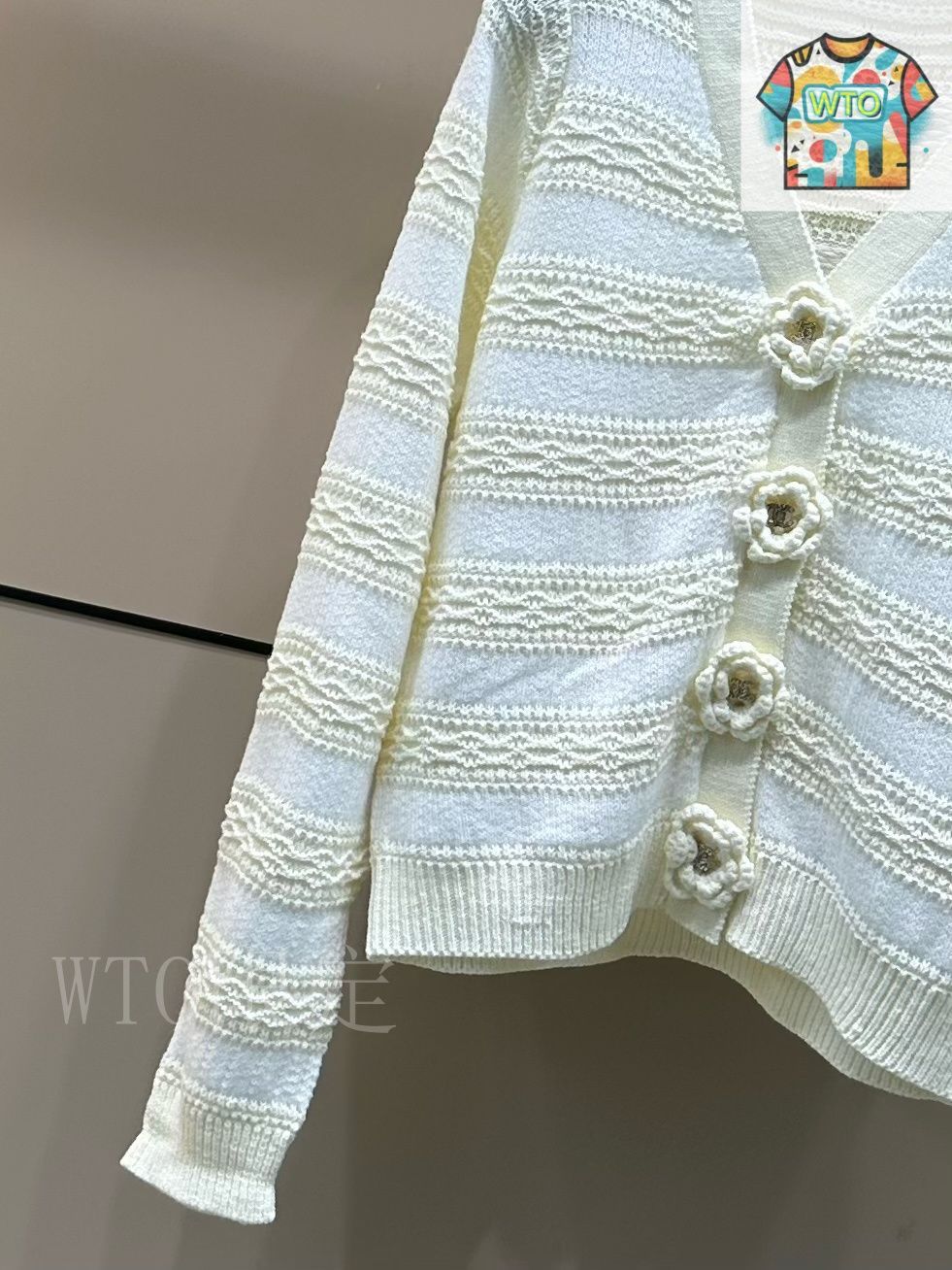 CHANEL カラフルストライプ ニットカーディガン 83yatong-060-c1.jpg