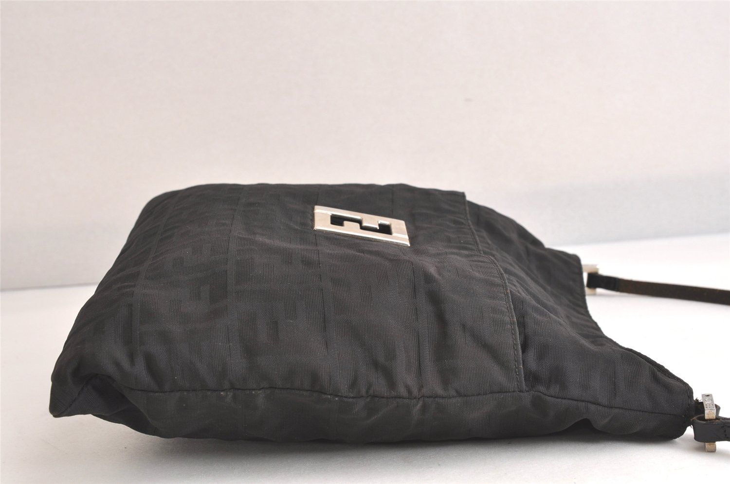 FENDI フェンディ ズッカ柄 ヴィンテージ ショルダー