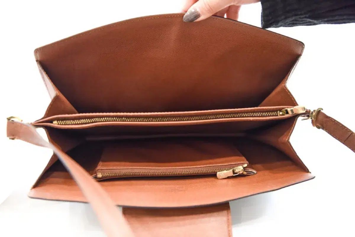 ルイヴィトン モノグラム