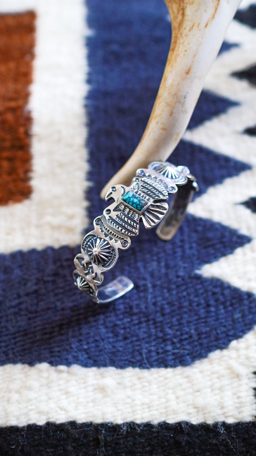 ARROW NOVELTY社 ナバホ レザー ブレスレット | GERARDINI.IT