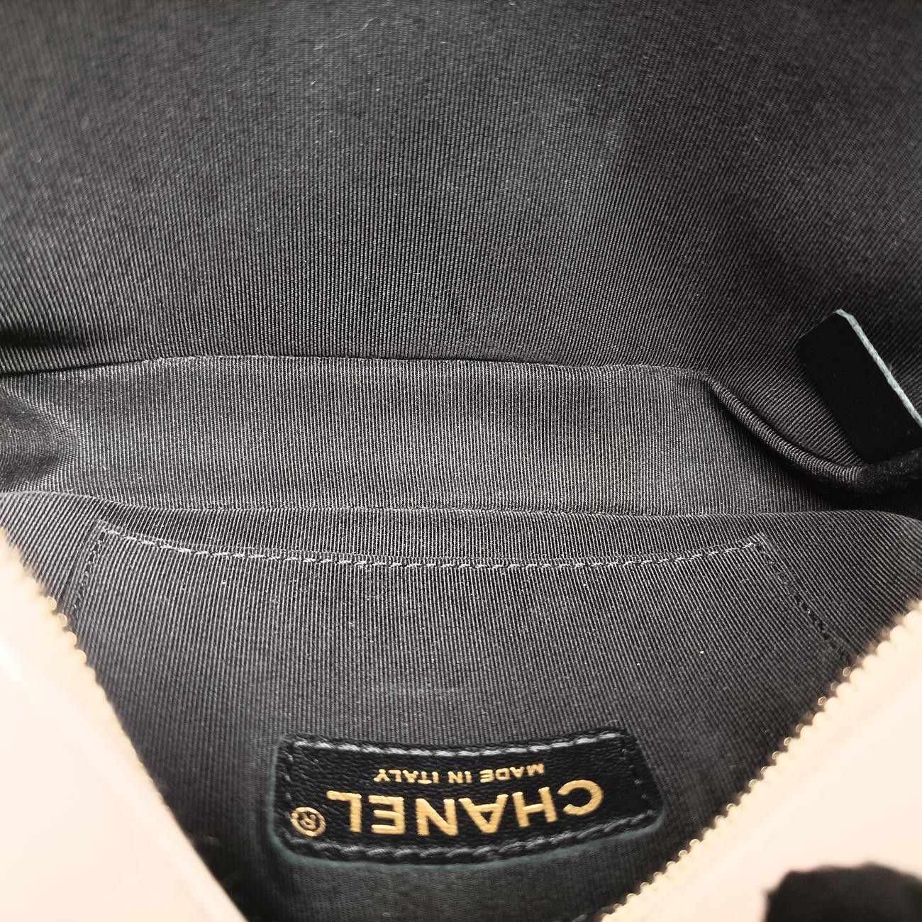 シャネルChanelボタンアップダブルジップカメラ ピンキッシュベージュ