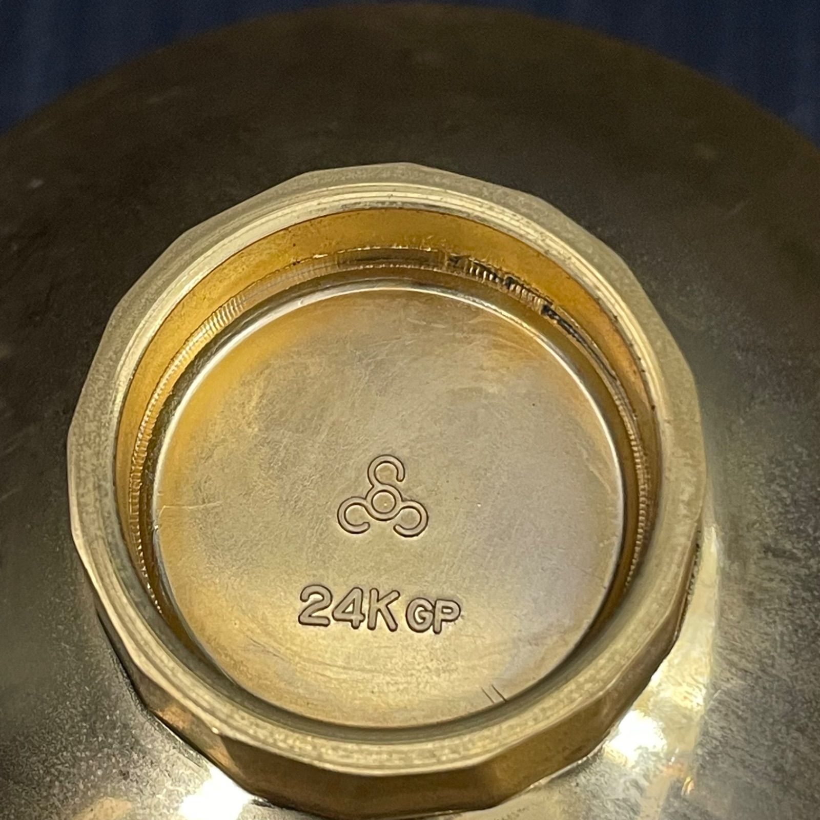 24KGP 金杯 飾り盃 酒器 5枚セット 台座付き - メルカリ