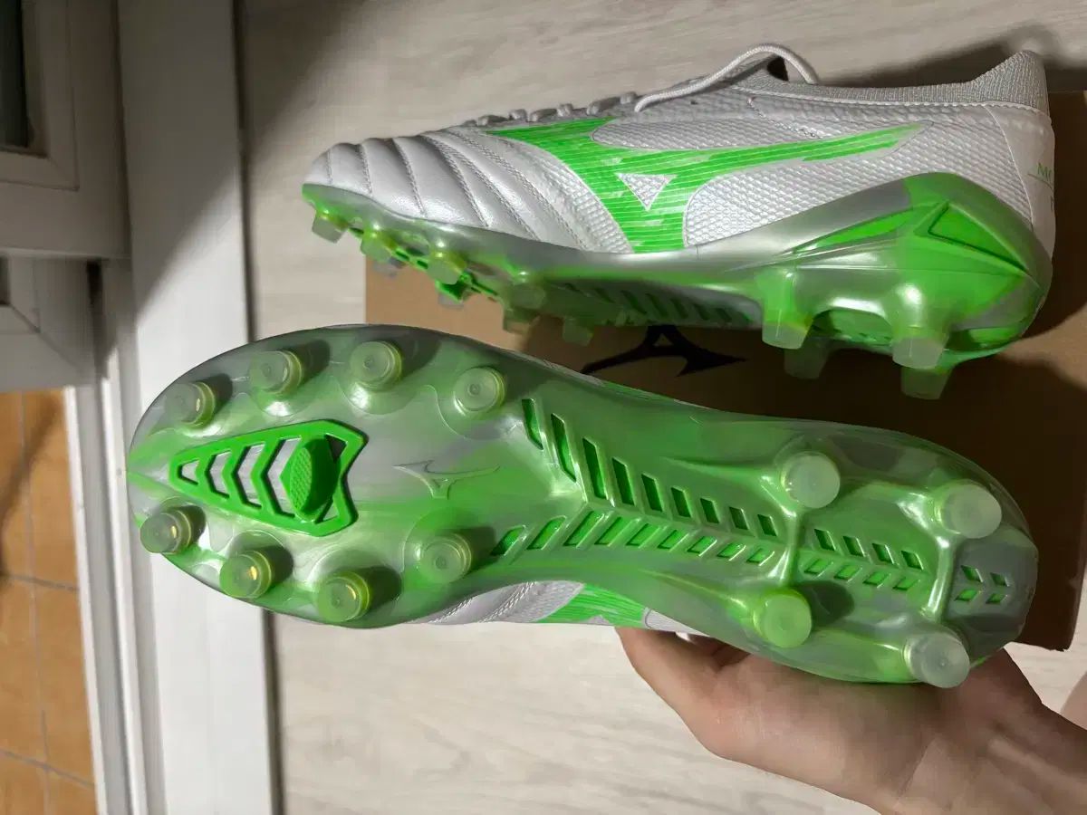 モレリアネオ4 26.5 モレリアネオ4 26.5 モレリア ネオ4 26センチ モレリアネオ4 26.5