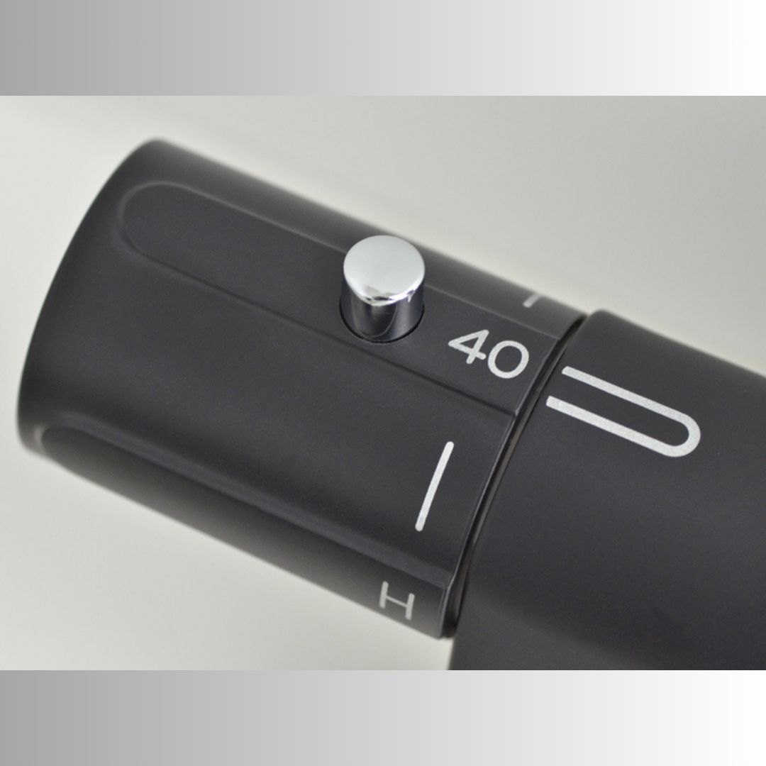 浴室用水栓 台付き