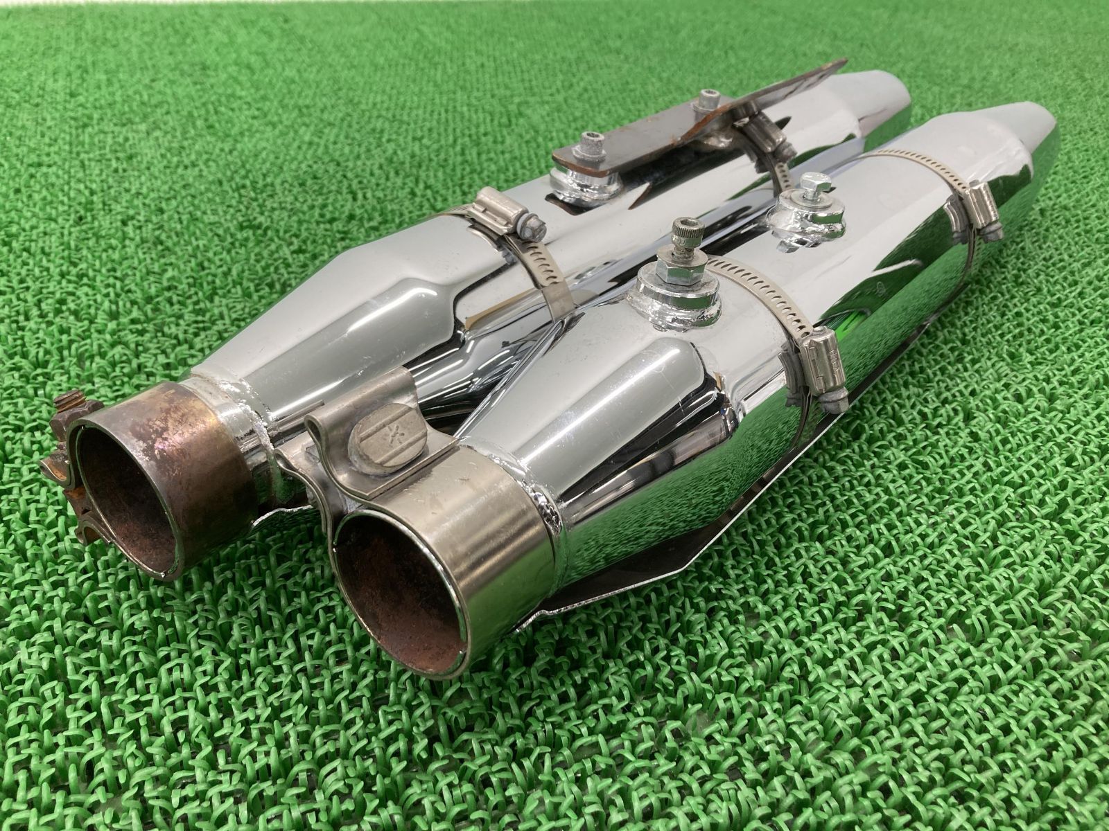 FLSTN1580 純正 サイレンサー マフラー 64960-07 65368-07