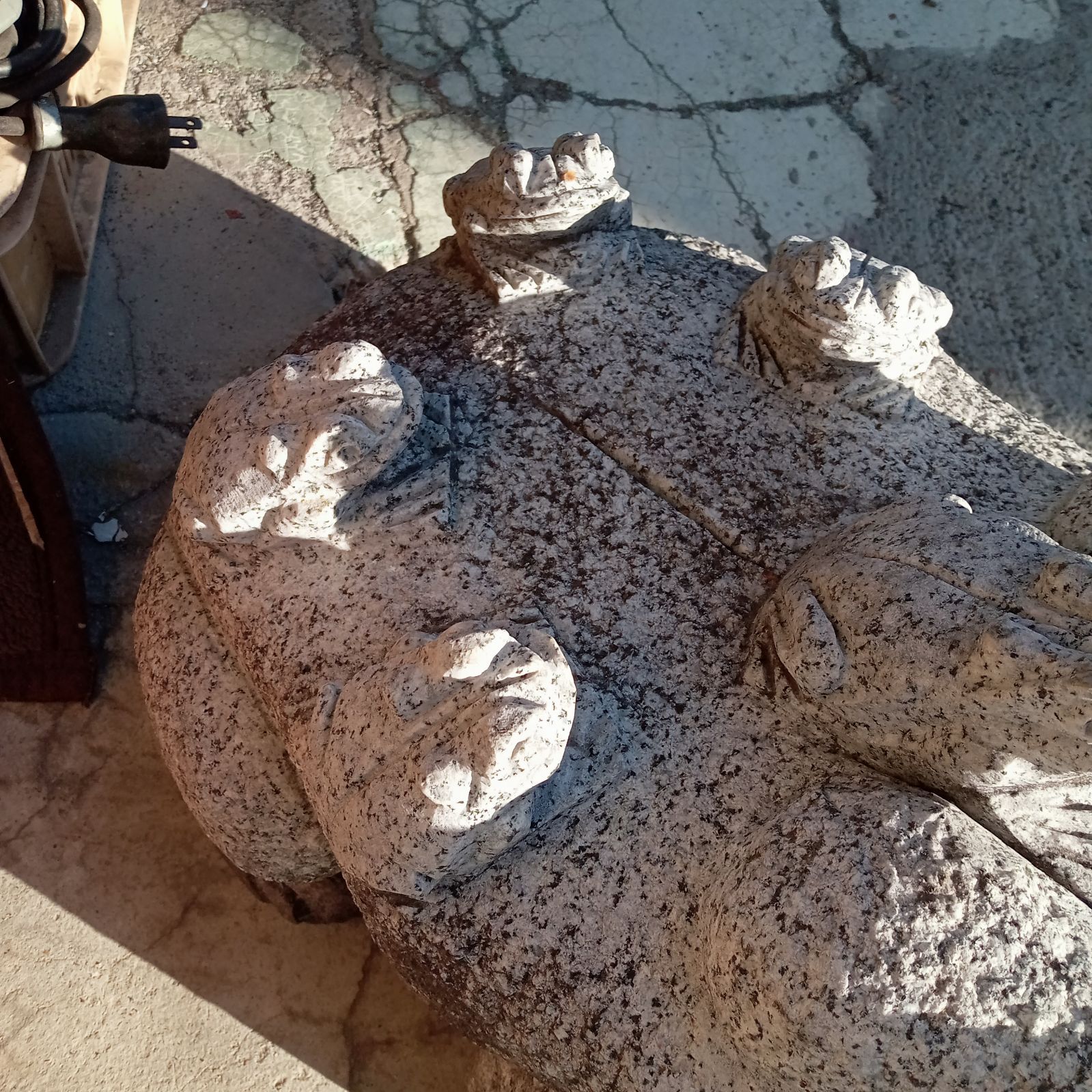カエル 蛙 親子蛙 御影石  石像  石彫 庭石 オブジェ 造園 置物 カエル 蛙 石蛙 親子蛙 御影石 23キロ 石像 石造 石材 石彫 庭石