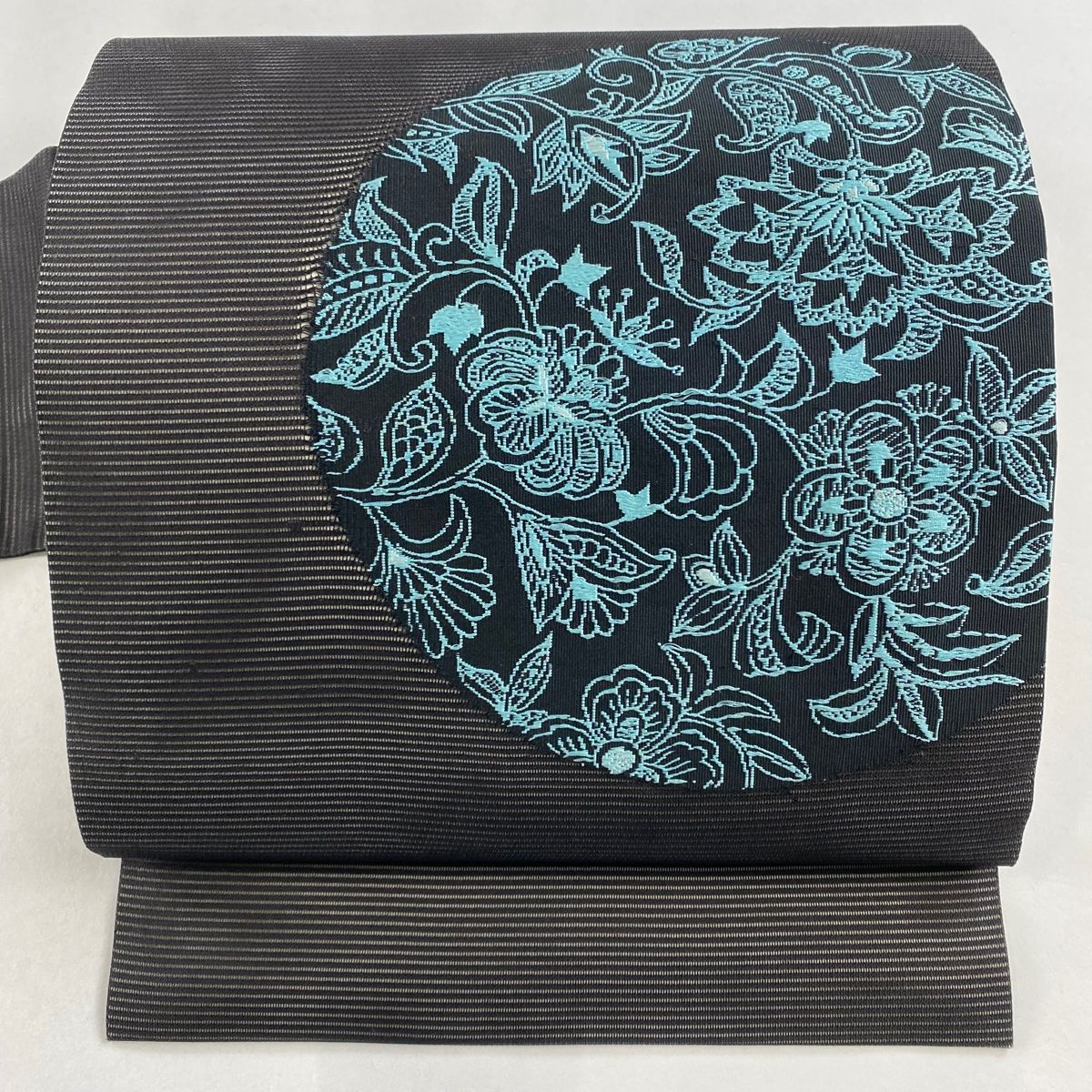 名古屋帯 秀品 夏帯 花唐草 刺繍 焦茶色 正絹