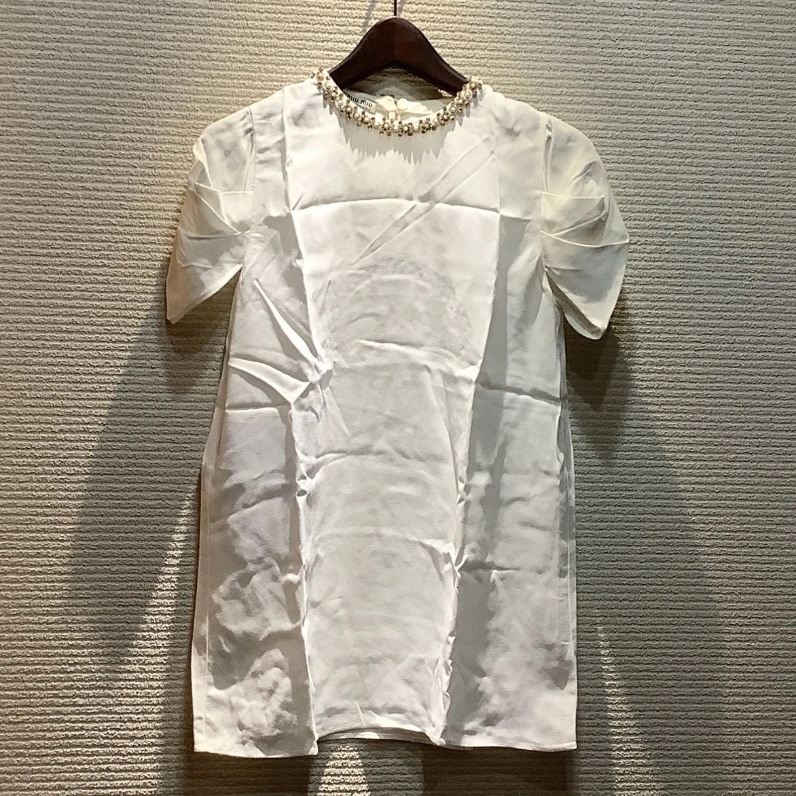 miu miu】ミュウミュウ ブラウス ビーズ手刺繍 18万
