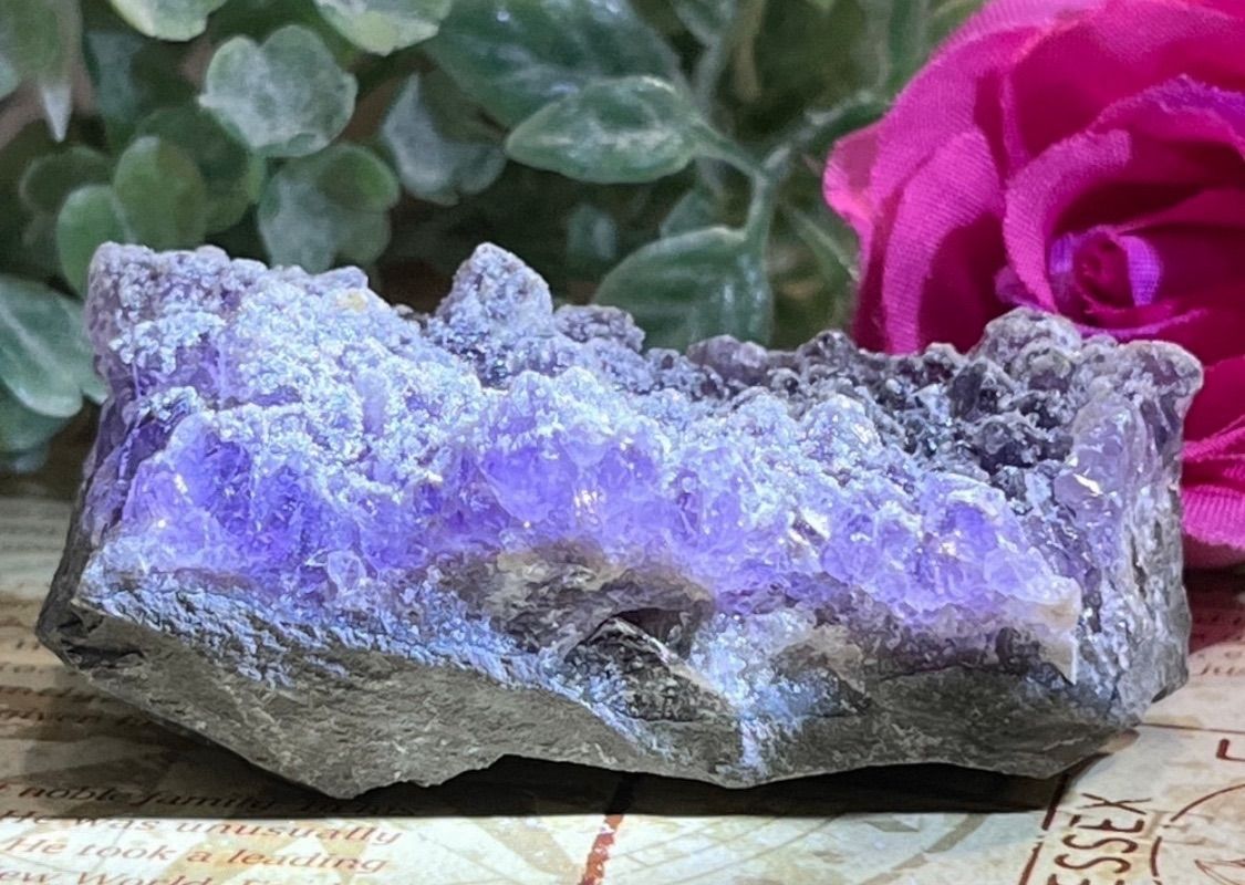 レアな共生、愛の守護石】天然石 カルサイト共生アメジスト 原石クラスター
