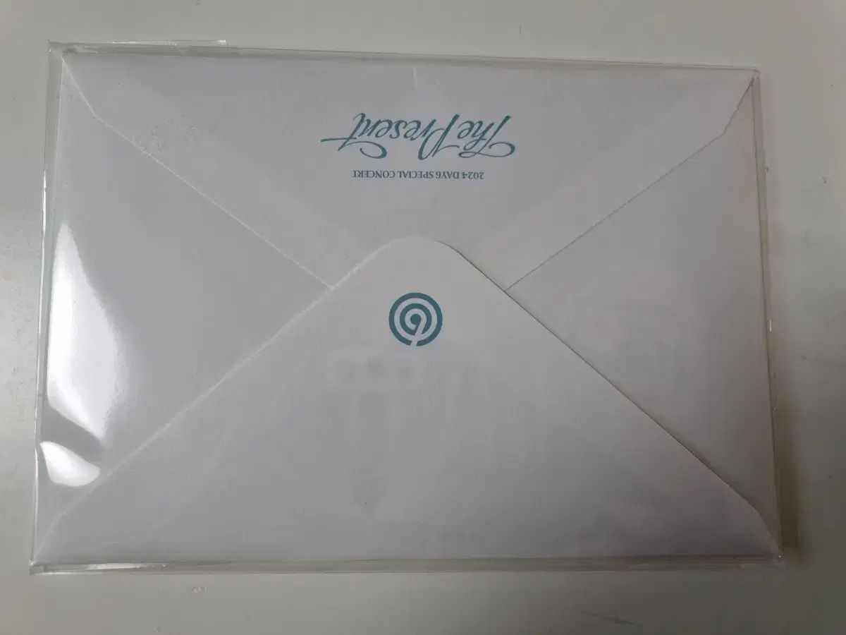 【雷市場（ポンジャン）商品韓国直送】 DAY6(デイシックス) 24 クレコン マデゾーン ポストカード (マコン)
