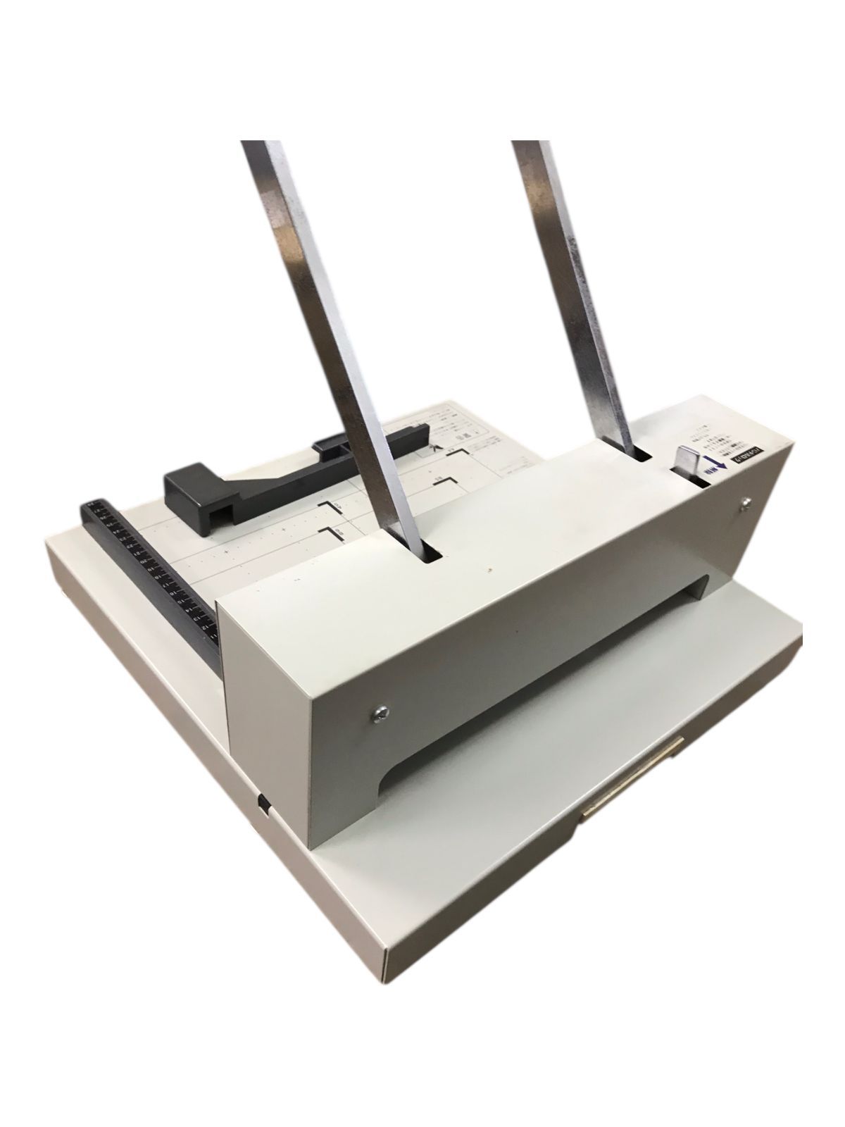 PLUS プラス 手動裁断機 PK-513L 裁断幅A4タテ