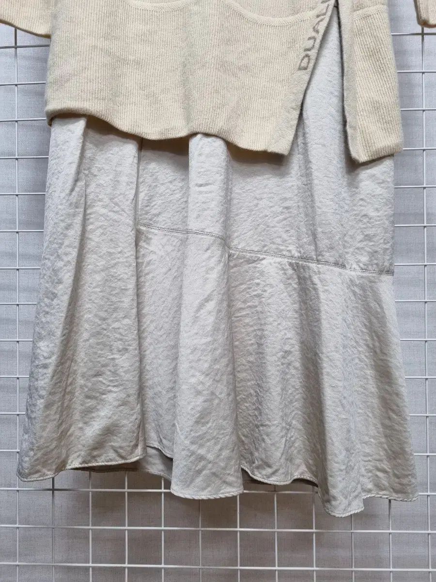 DEWL ニット