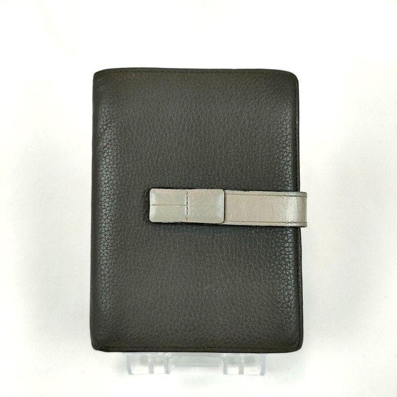 LOEWE ロエベ バーティカルウォレット ミディアム 二つ折り財布 グレー 内側グリーン系 レディース アナグラム ロゴ レザー 革財布