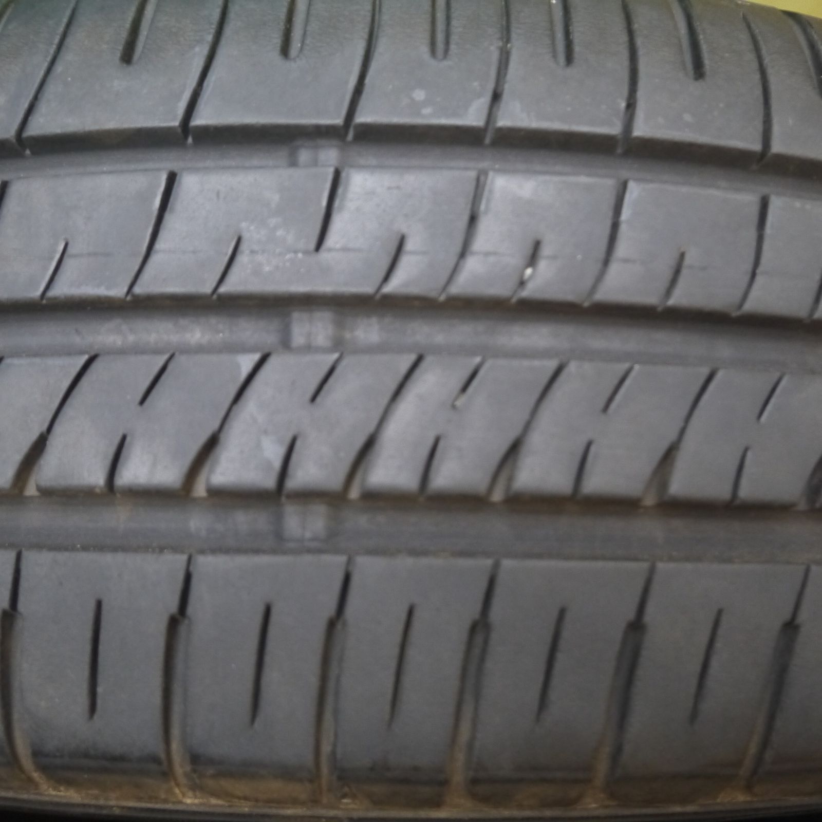 送料無料 バリ溝！年式22 ダンロップ ENASAVE EC204　15インチ Amazon.co.jp: ダンロップ(DUNLOP) 175/65R15 84H ENASAVE EC204 1本