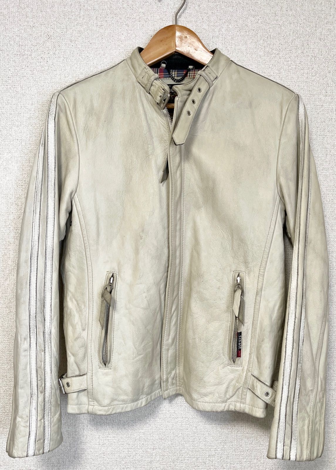 Schott ホワイトレザー シングルライダースジャケット S Schott ホワイトレザー シングルライダースジャケット S 2025年