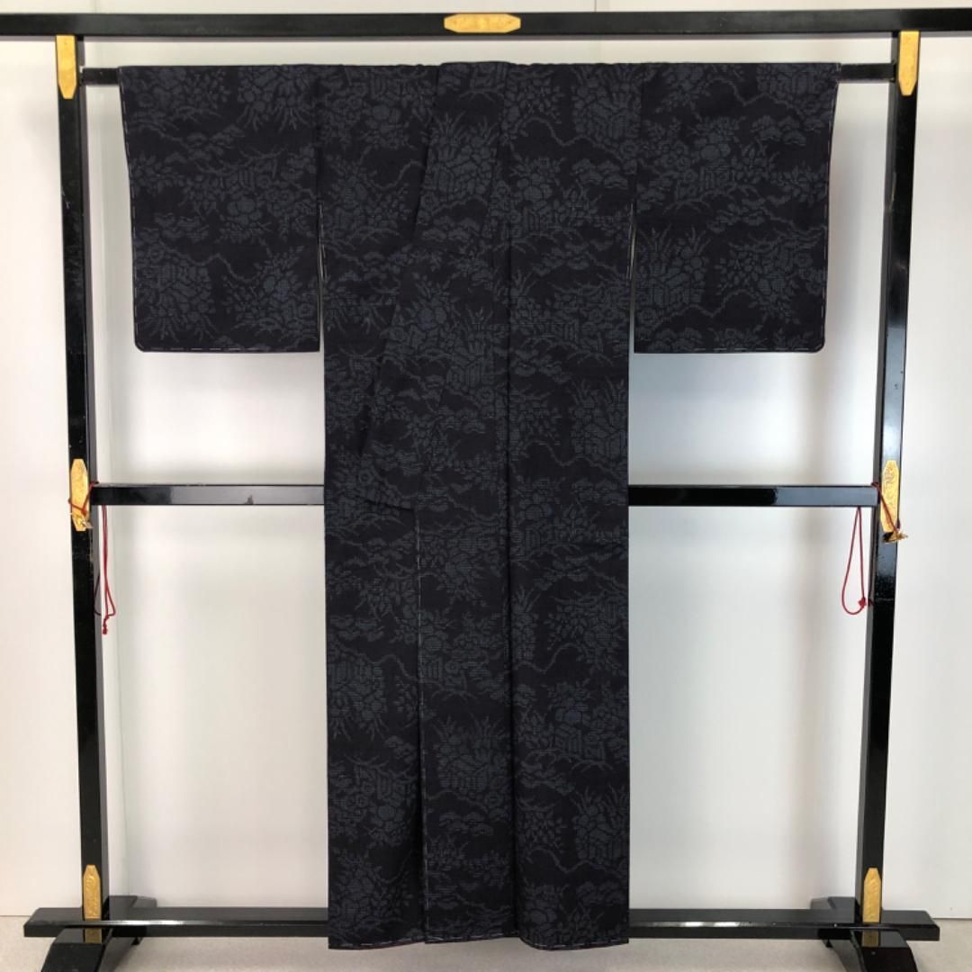 ⭐️未使用⭐️本場結城玉紬　結織苑　80亀甲　保証書　結城紬　袷　しつけ糸付き 本場結城紬 結城玉紬 結織苑 証紙付 100亀甲 紺鉄色 しつけ糸 K