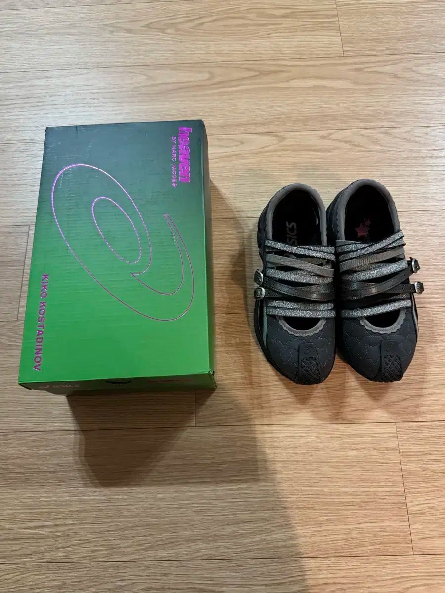W Asics アシックス x キコ Kiko Kostadinov キココスタディノフ 天国 さようなら マーク ジェイコブス ゲル Laoke ローク