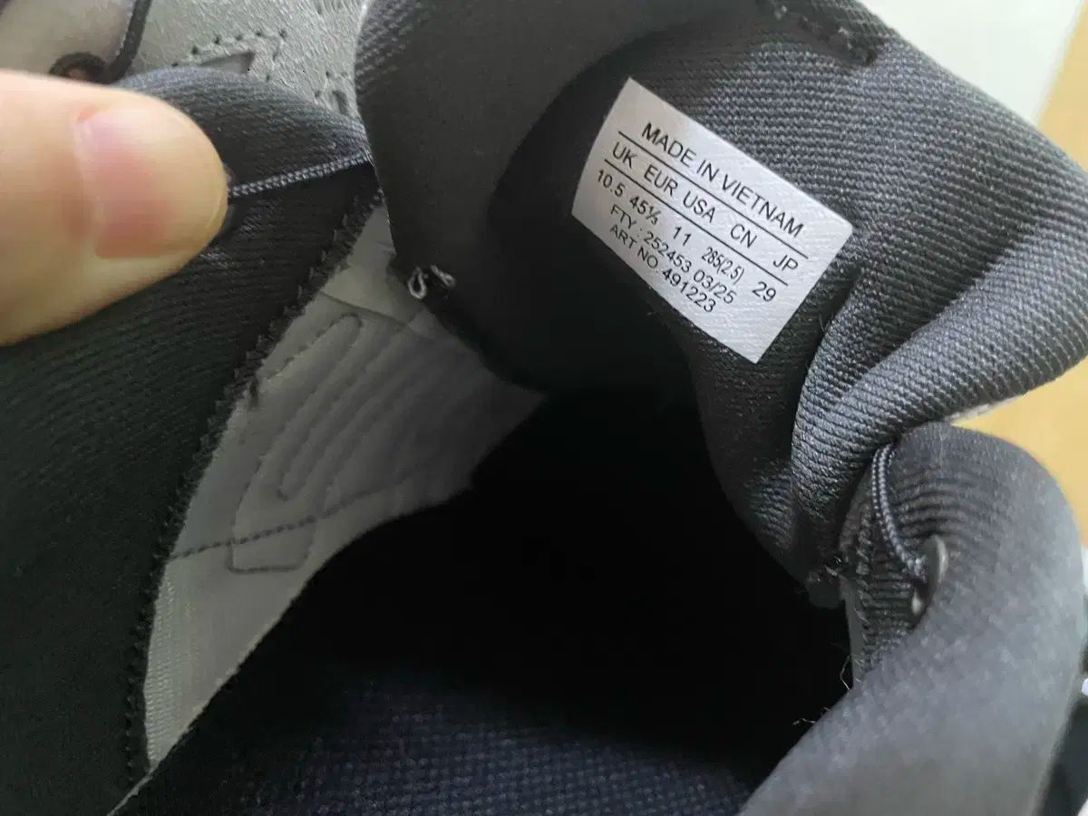  SALOMON XT 6 グレー スニーカー 290 登山靴 トレッキングシューズ アウトドアシューズ