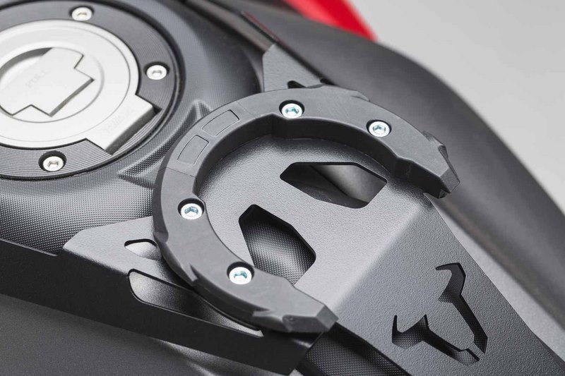 SWモテック / SW-MOTECH QUICK-LOCK（クイックロック） EVO タンクリング アダプターキット ブラック tank filler neck without screws |TRT.00.640.20901/B
