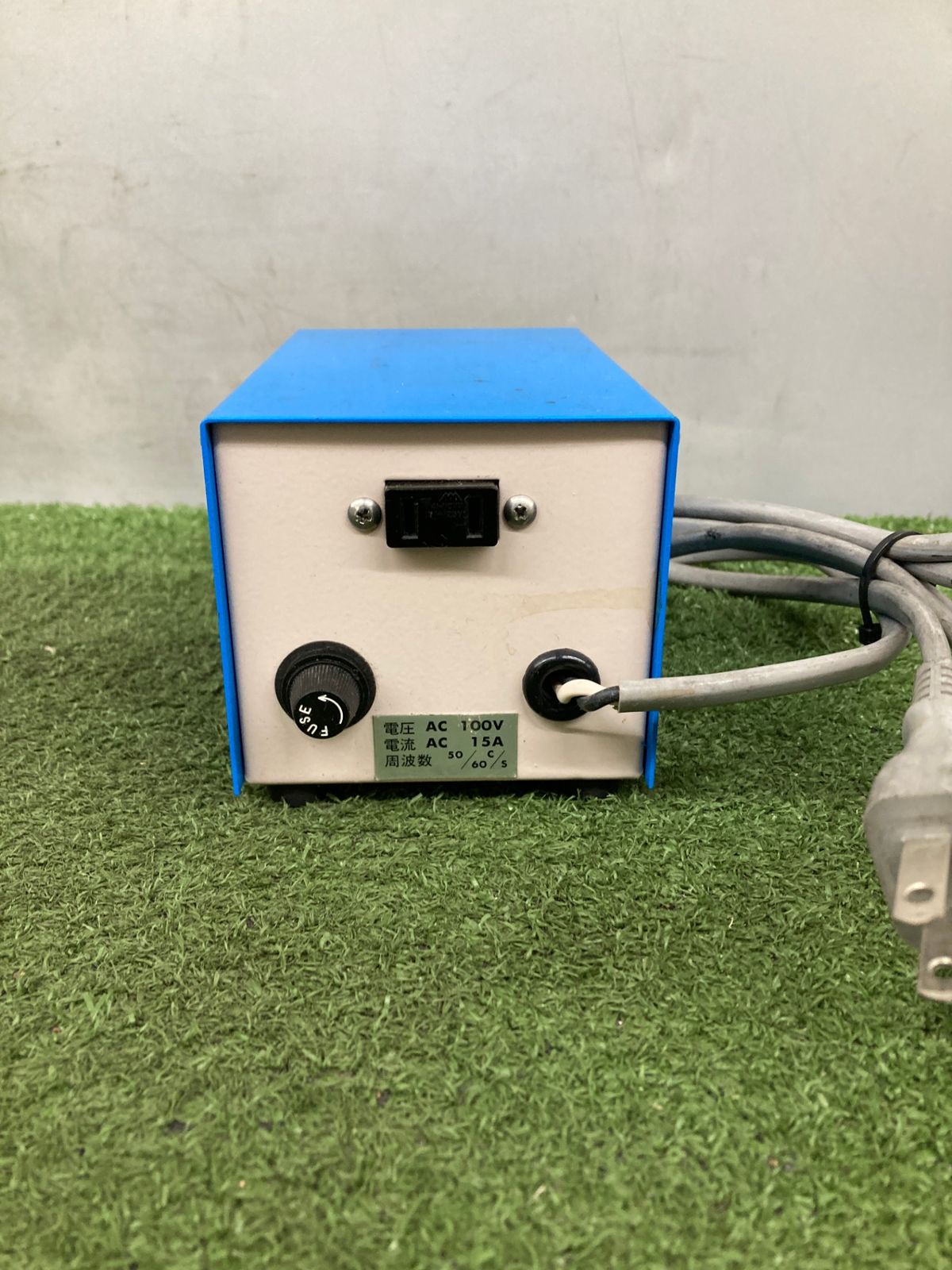 イウチ エレクトリックスローダー