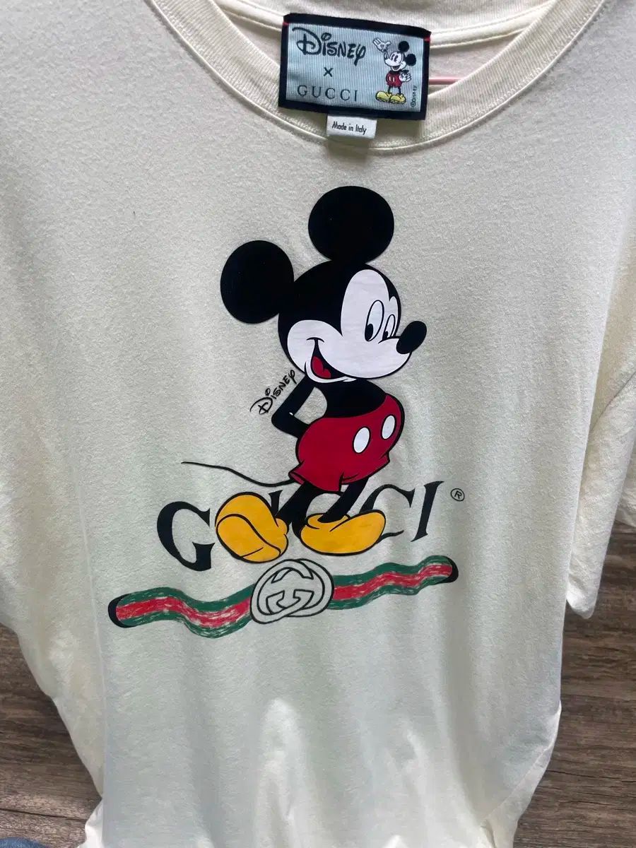 GUCCI