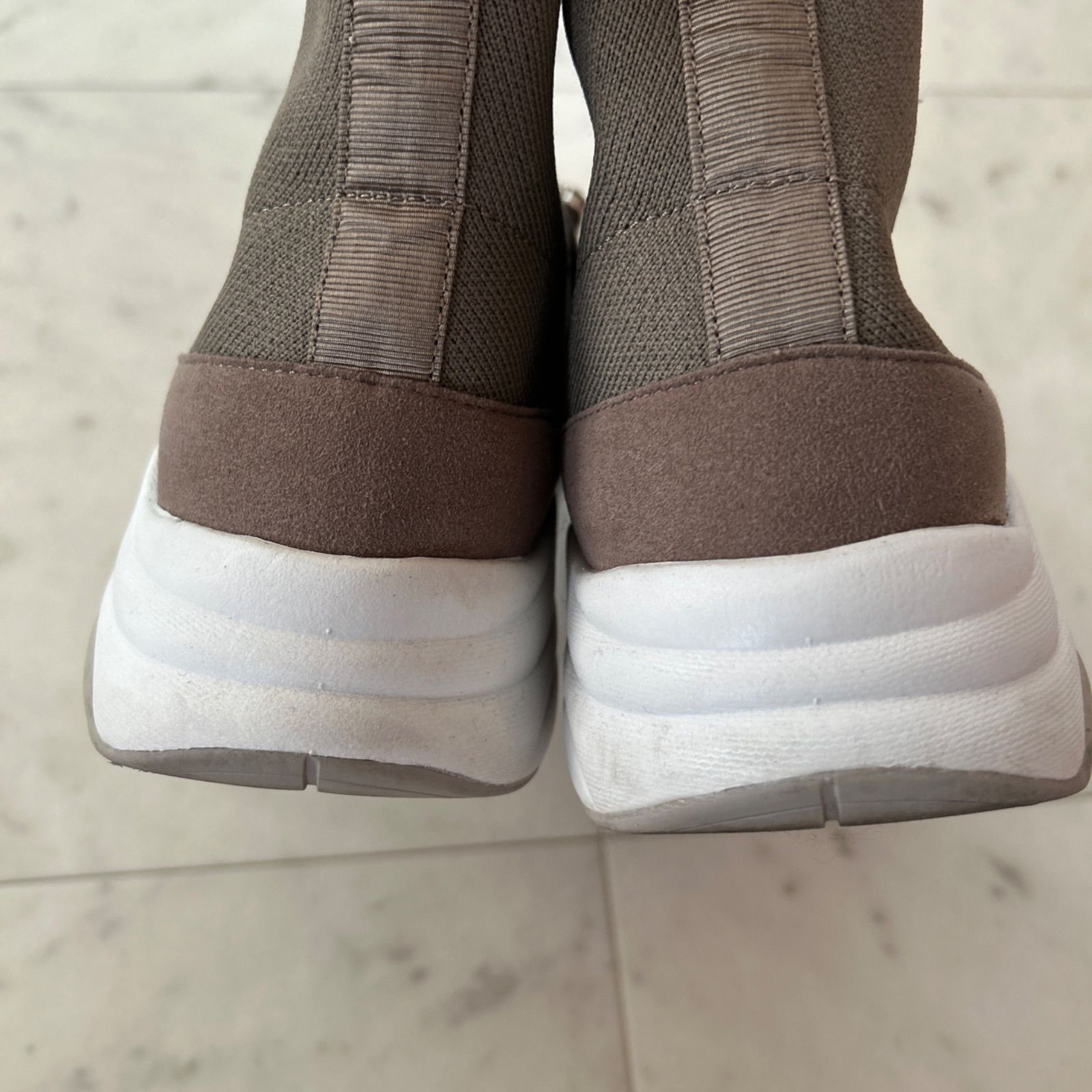 diana ビジュー付き ソックスハイカットスニーカー 24cm diana ビジュー付き ソックスハイカットスニーカー 24cm