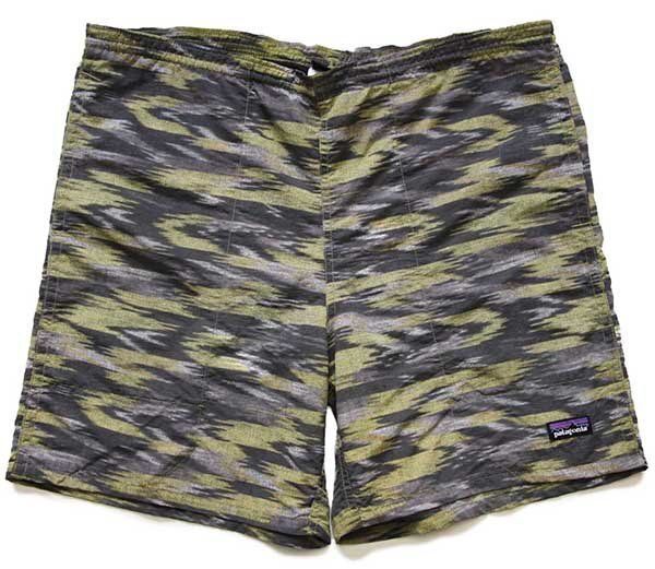 [はまでぃ ]patagonia バギーズショーツ　迷彩　m patagonia - patagonia バギーズショーツ カモフラ 迷彩 Mの通販 by