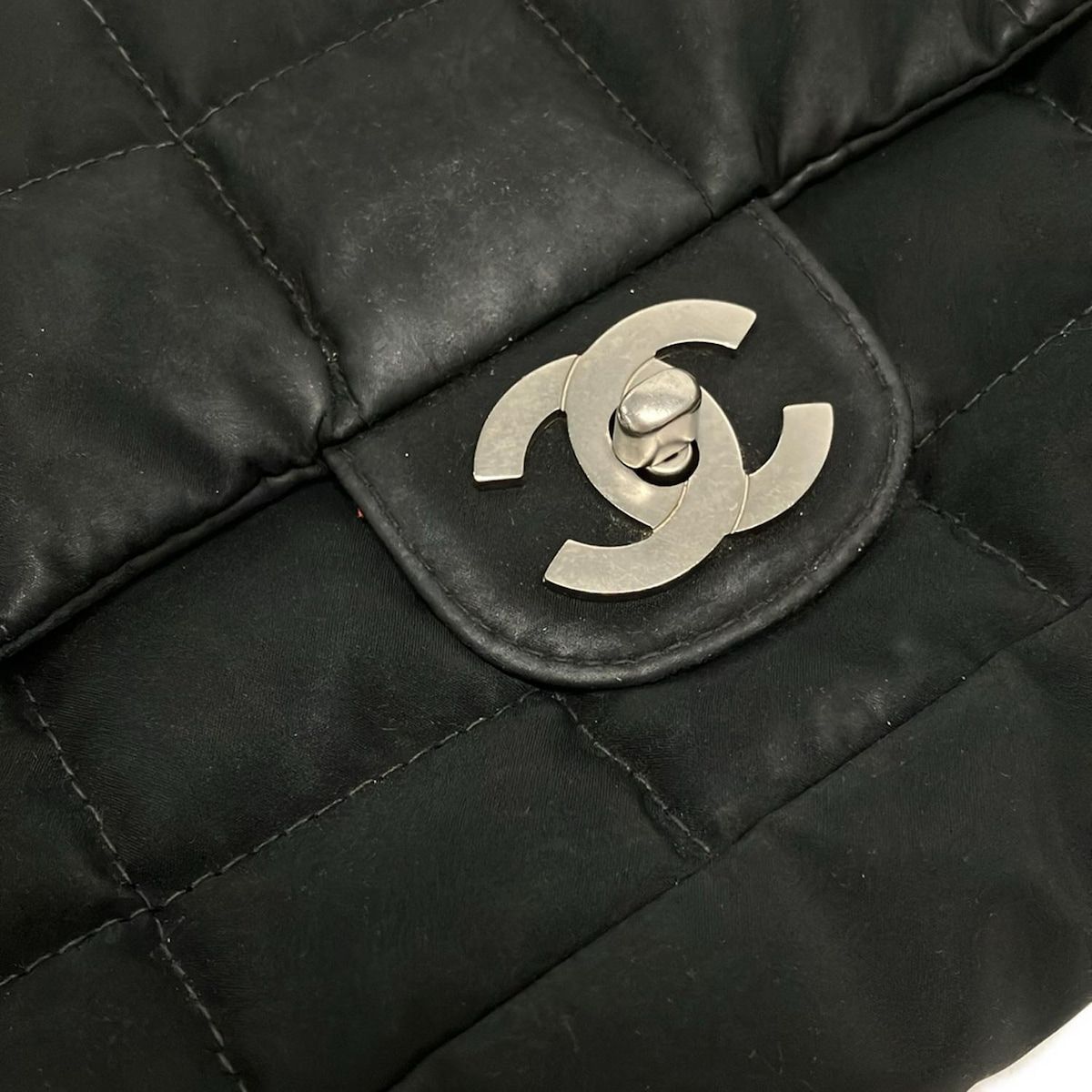 シャネル ショルダーバッグ