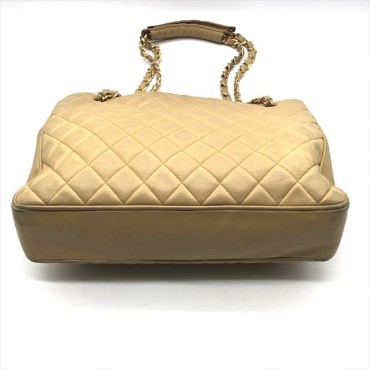 CHANEL シャネル ココマーク マトラッセ ラムスキン チェーン