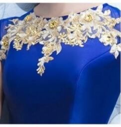 スパンコールと刺繍のマーメイドロングドレス