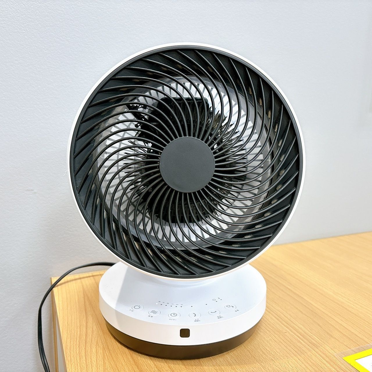 THREEUP スリーアップ 衣類乾燥機能付 サーキュレーター ヒート&クール HC-T1805-BR THREE UP スリーアップ HC-T1805 衣類乾燥機能付サーキュレーター「ヒート＆クール」