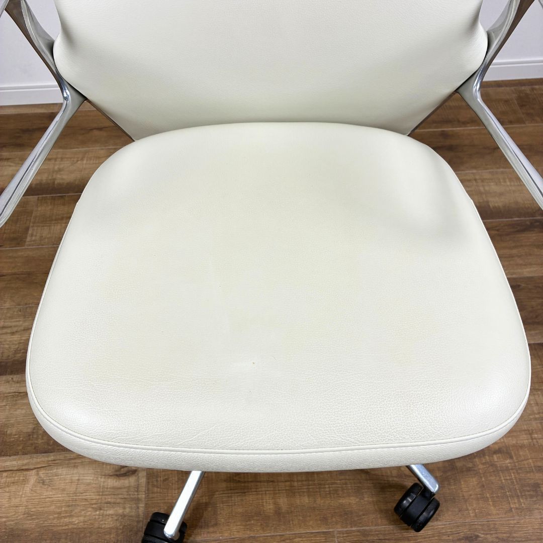 オフィスチェア