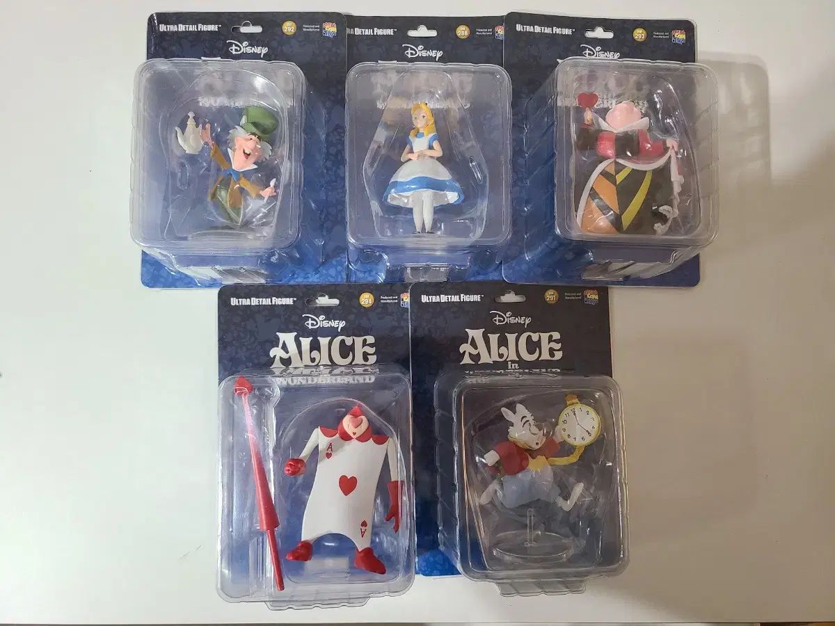 【雷市場（ポンジャン）商品韓国直送】 メディコム・トイ Disney(ディズニー) アリス UDF フィギュア 5 種 セット