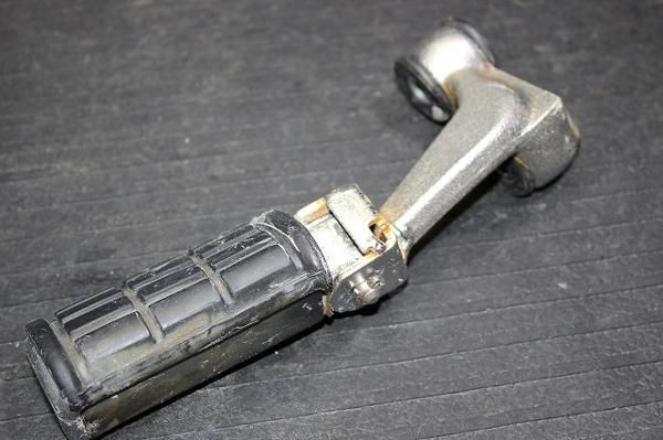 ヤマハビラーゴ2503DMステップ左Y85-21