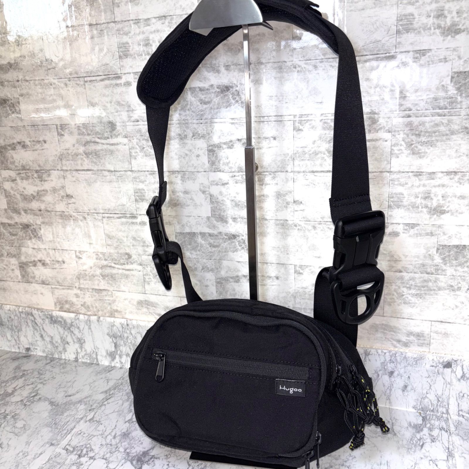 ⭐︎Hugoo ハグー　ヒップシート　ショルダーバック　ブラック×イエロー⭐︎ 楽天市場】☆LINE500円OFF ママリ口コミ大賞2年連続受賞 楽天No1