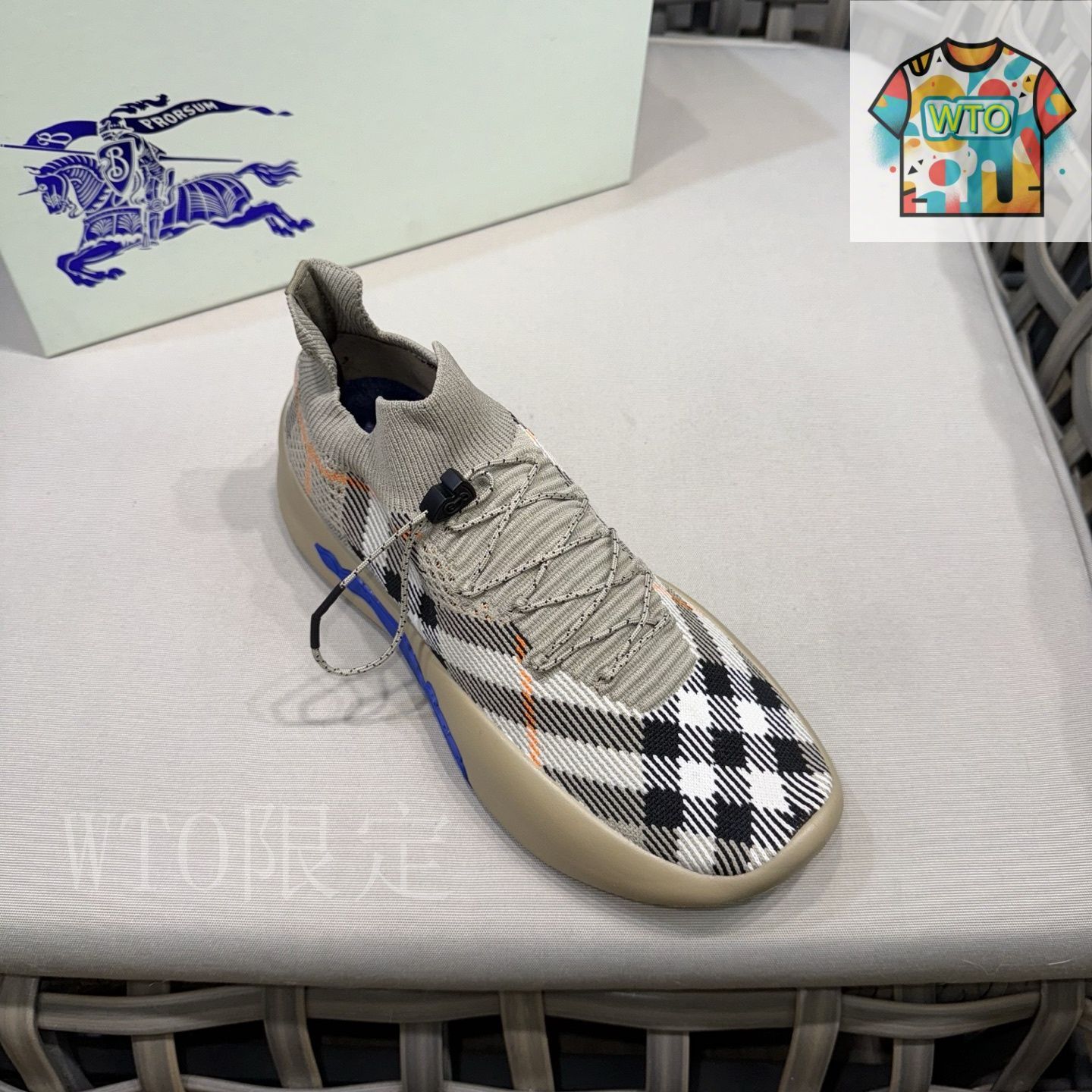 バーバリー（BURBERRY） チェック ニット スニーカー05-SU80