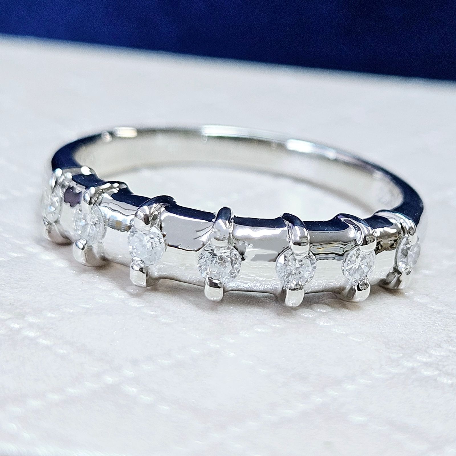激安！高品質！キラキラ！0.23ct ダイヤモンド プラチナ リング 鑑別  