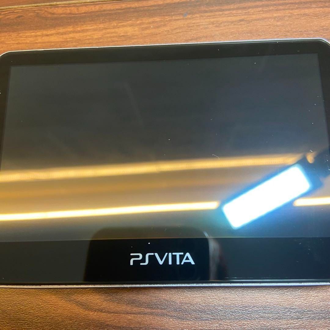 クリスタルブラック