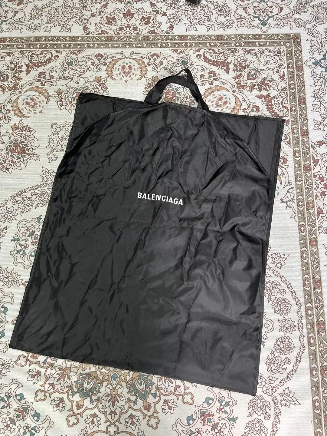 BALENCIAGA バレンシアガ