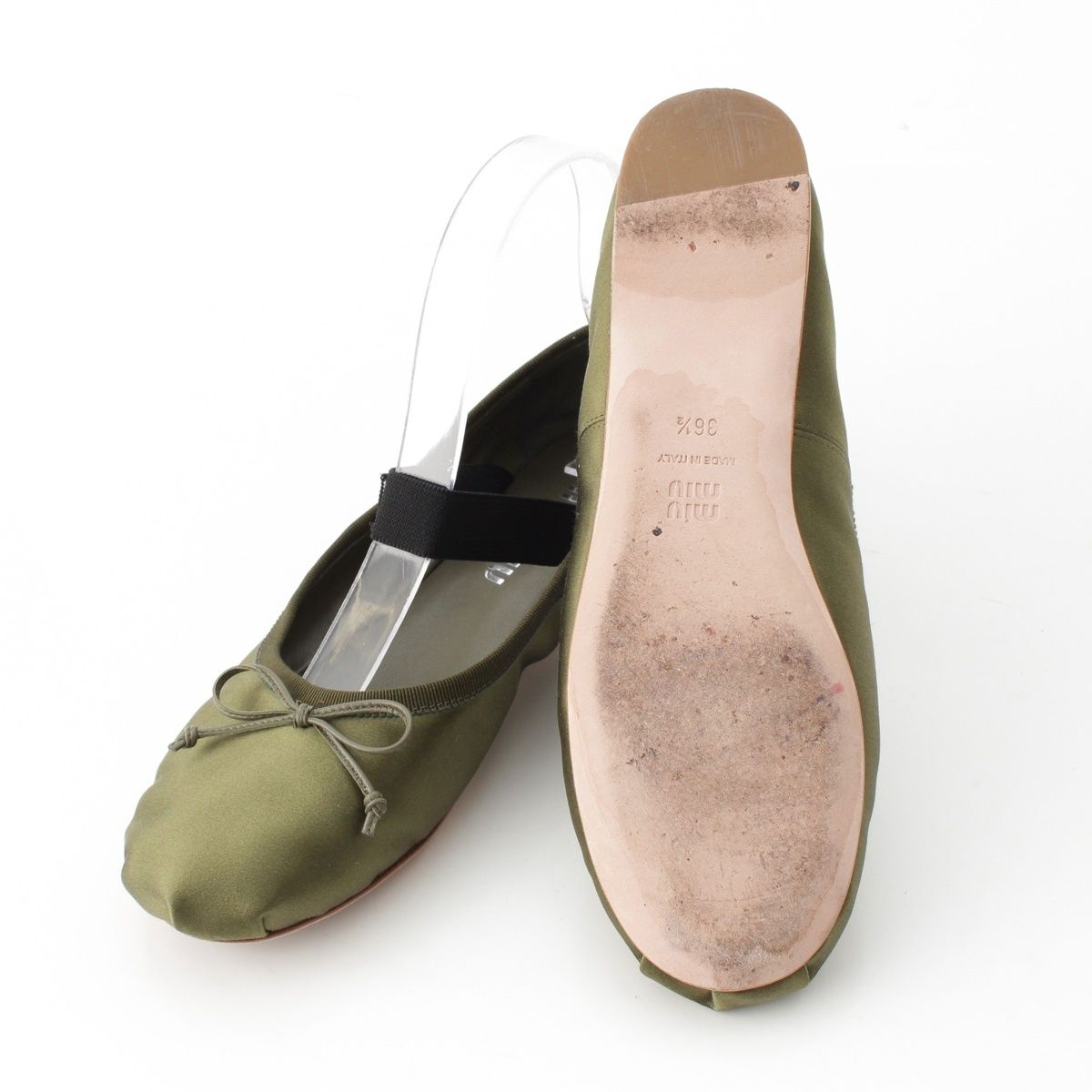 美品 ミュウミュウ サテン フラットシューズ  ベルト 36 miu MIUMIU ミュウミュウ バレエシューズ 5F794D QU6 レディース