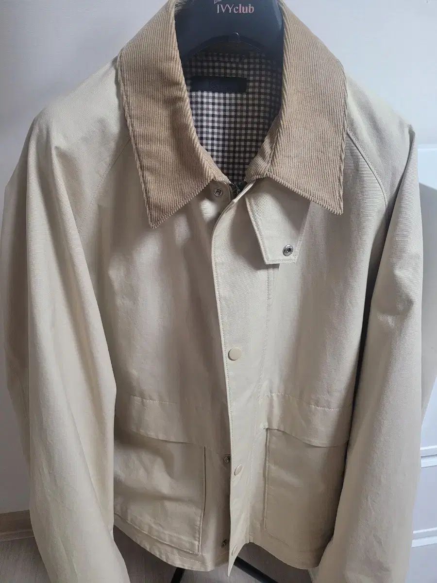 UNIQLO ユニクロ ユーティリティー ショートブルゾン 105 サイズ アイボリー
