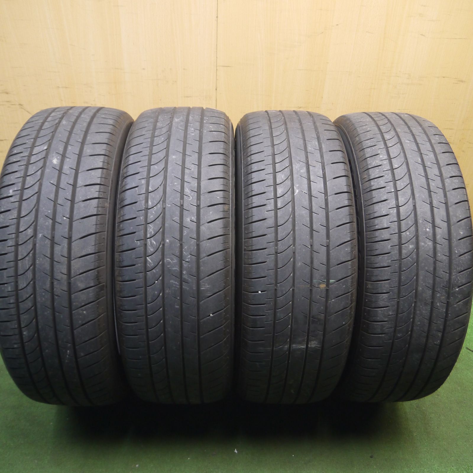 235/55R20 ブリヂストン 急き立て DUELER H/L 33A 4本価格