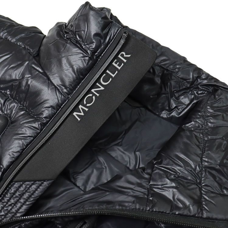 モンクレール MONCLER ダウン ダウンジャケット ライトダウン