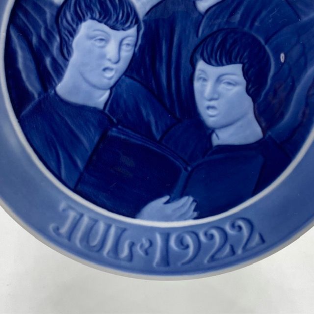 ロイヤルコペンハーゲン イヤープレート 1922年 「Three Singing