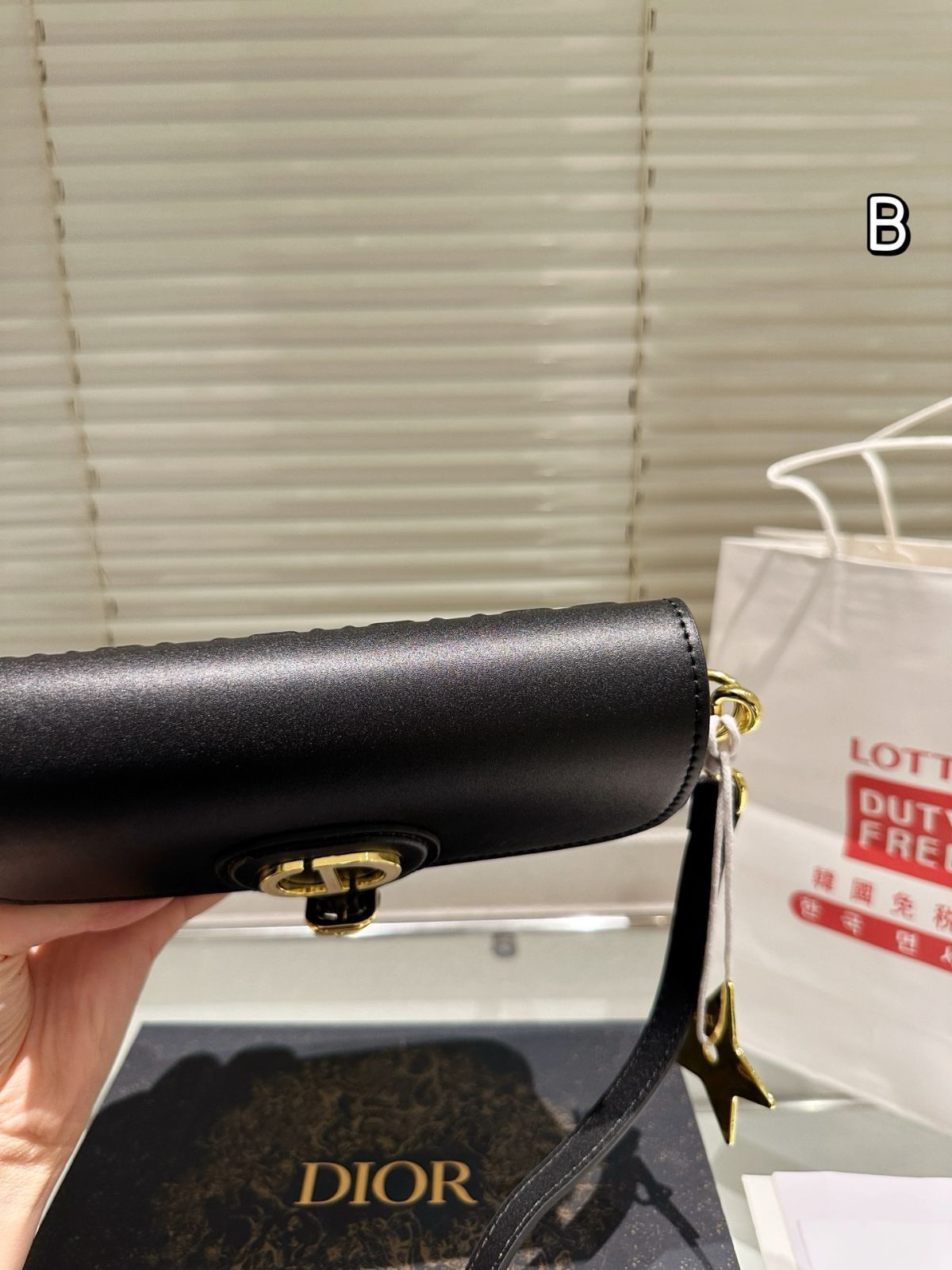 正規店買付★DIOR ニューディオールボビーミニバッグ 今日特価】Dior Bobby New Mini Bag / ディオール ボビー ニュー